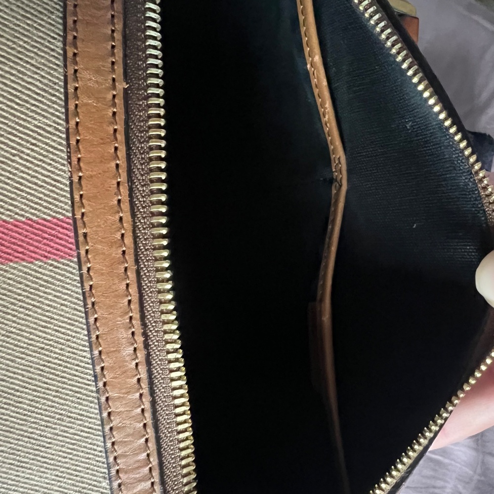 Burberry House Check Medium Alchester Bowling Bag Tan - Picture 4 of 6